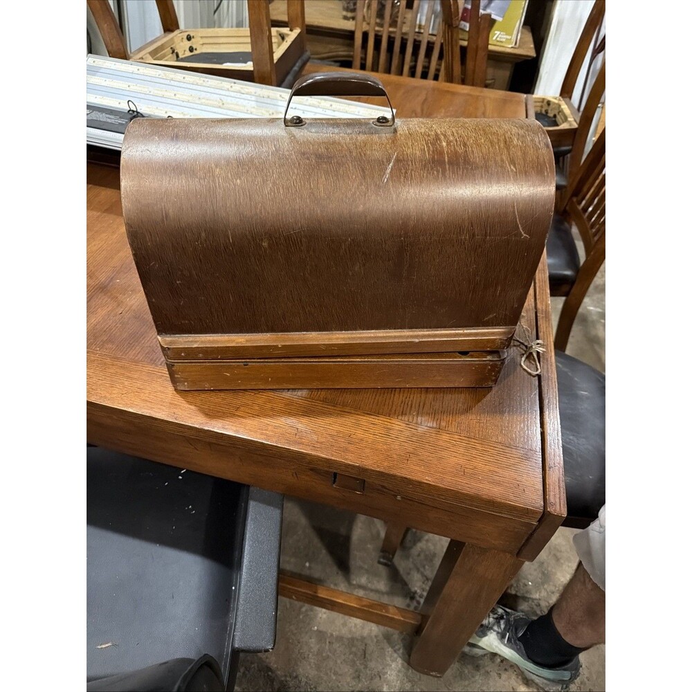 vintage 1947 singer sewing machine